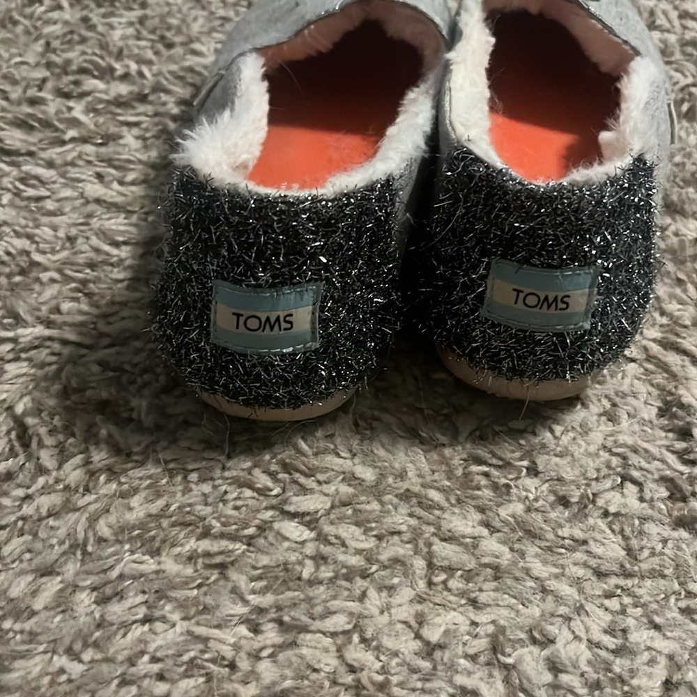 TOMs size 7 W penguin shoes - Picture 2 of 3